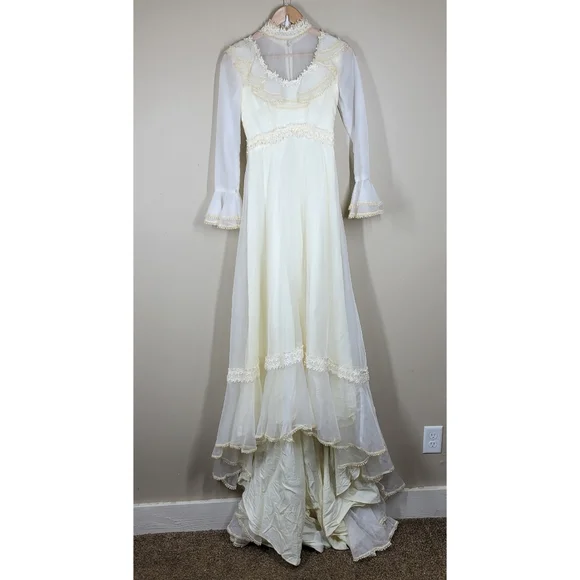 Clearance Bridal Gown Jcpenney Confirmation Dresses 1950s Cahill Beverly Hills Couture Wedding Dress White Chiffon Lace Clearance Bridal Gown Jcpenney Confirmation Dresses 1950s Cahill Beverly Hills Couture Wedding Dress White Chiffon Lace